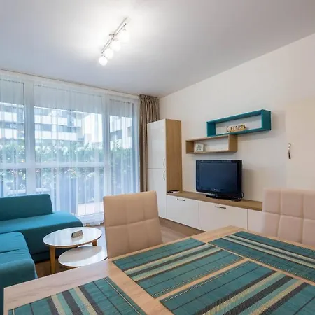 Apartment Labyrinth - Free Parking Space Included *
